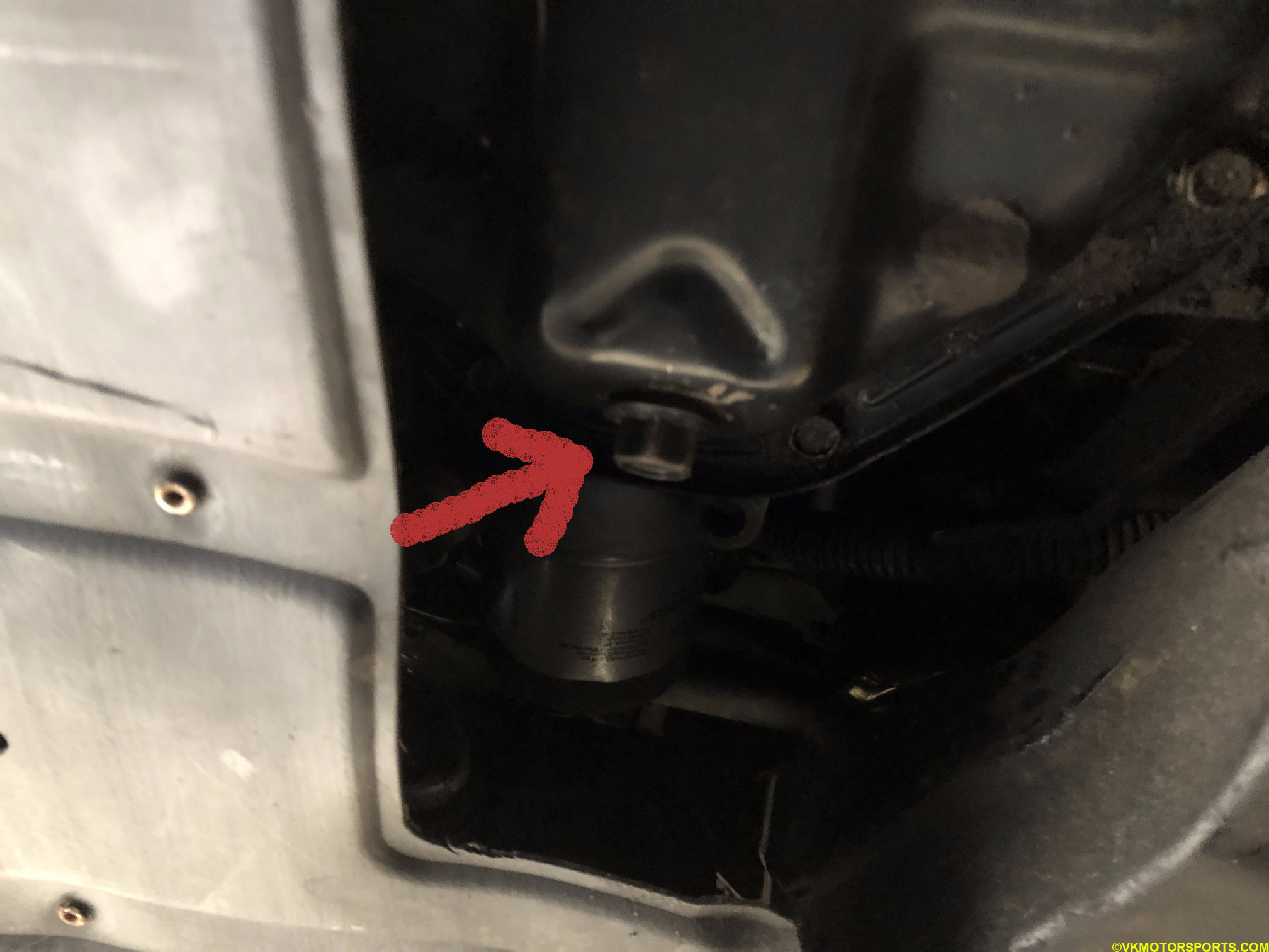 Figure 5. Engine oil drain plug