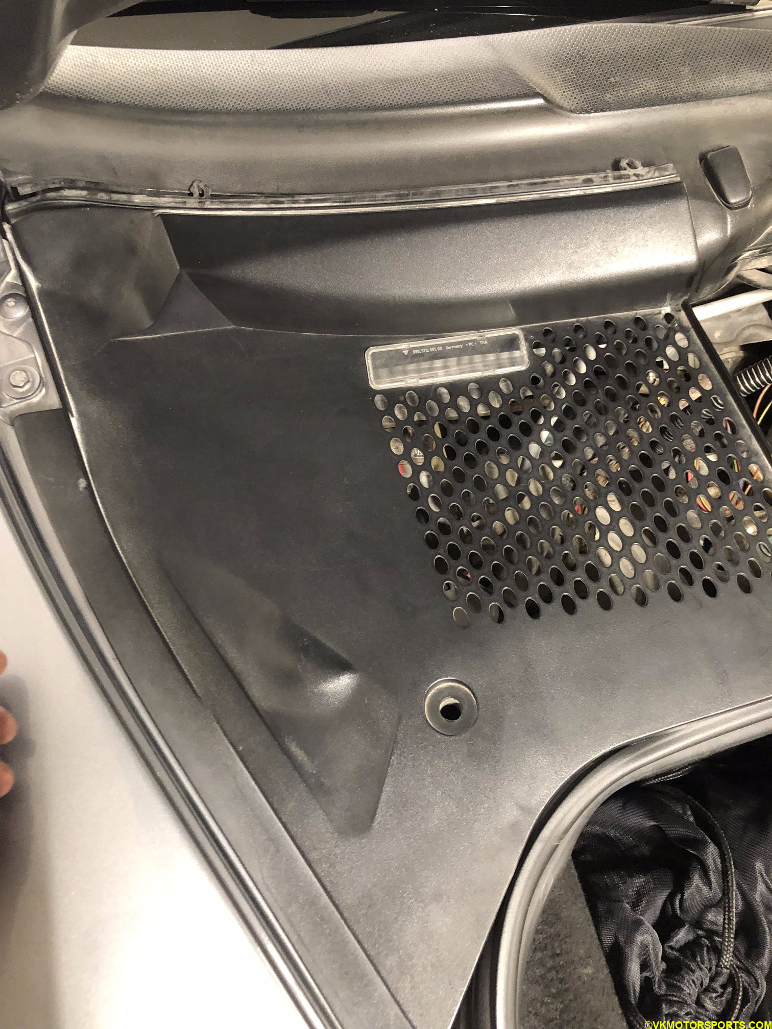 Figure 16. Cabin Filter cover in the front trunk