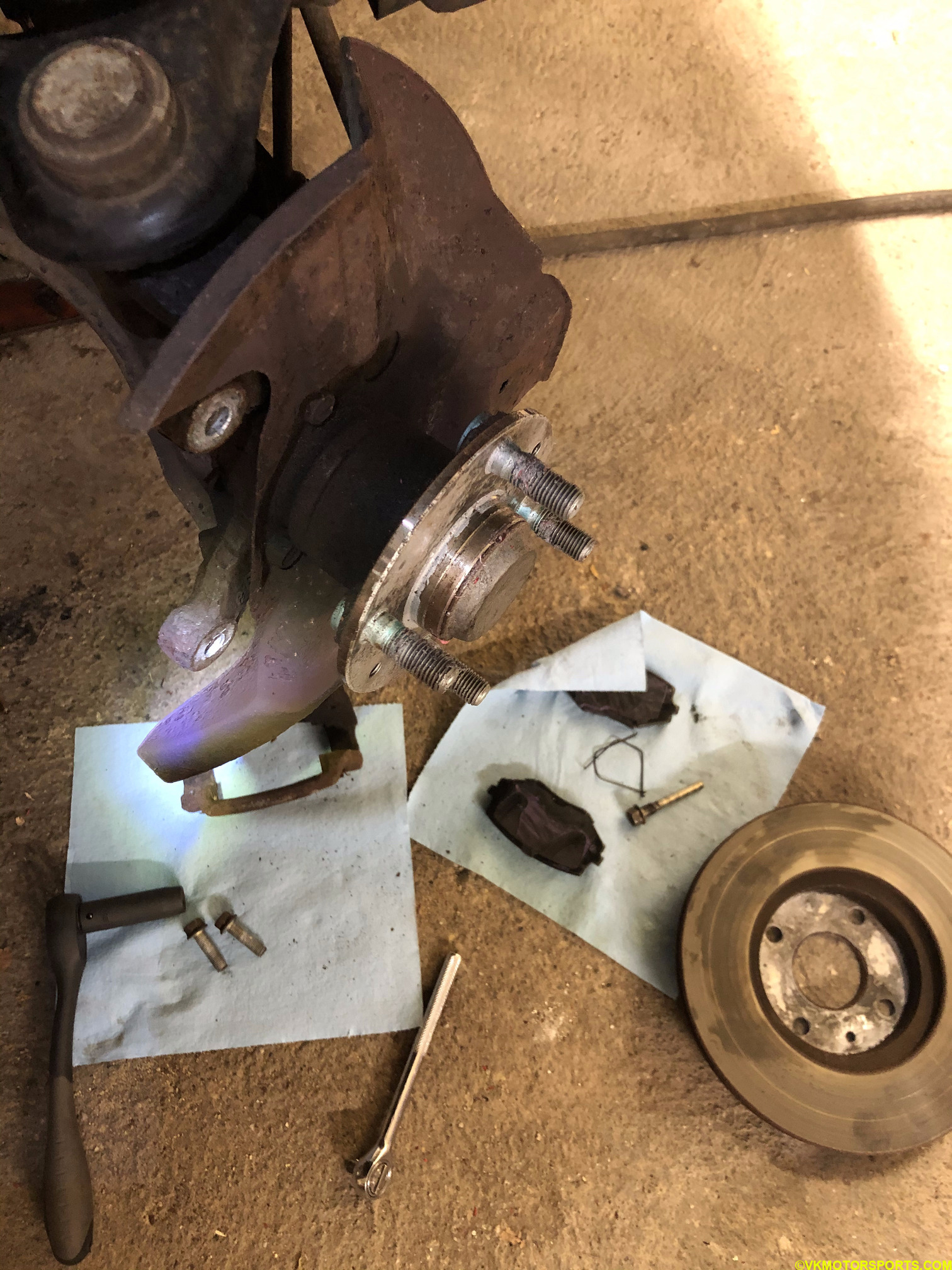 Rotor reamoved and wheel hub exposed on the passenger side