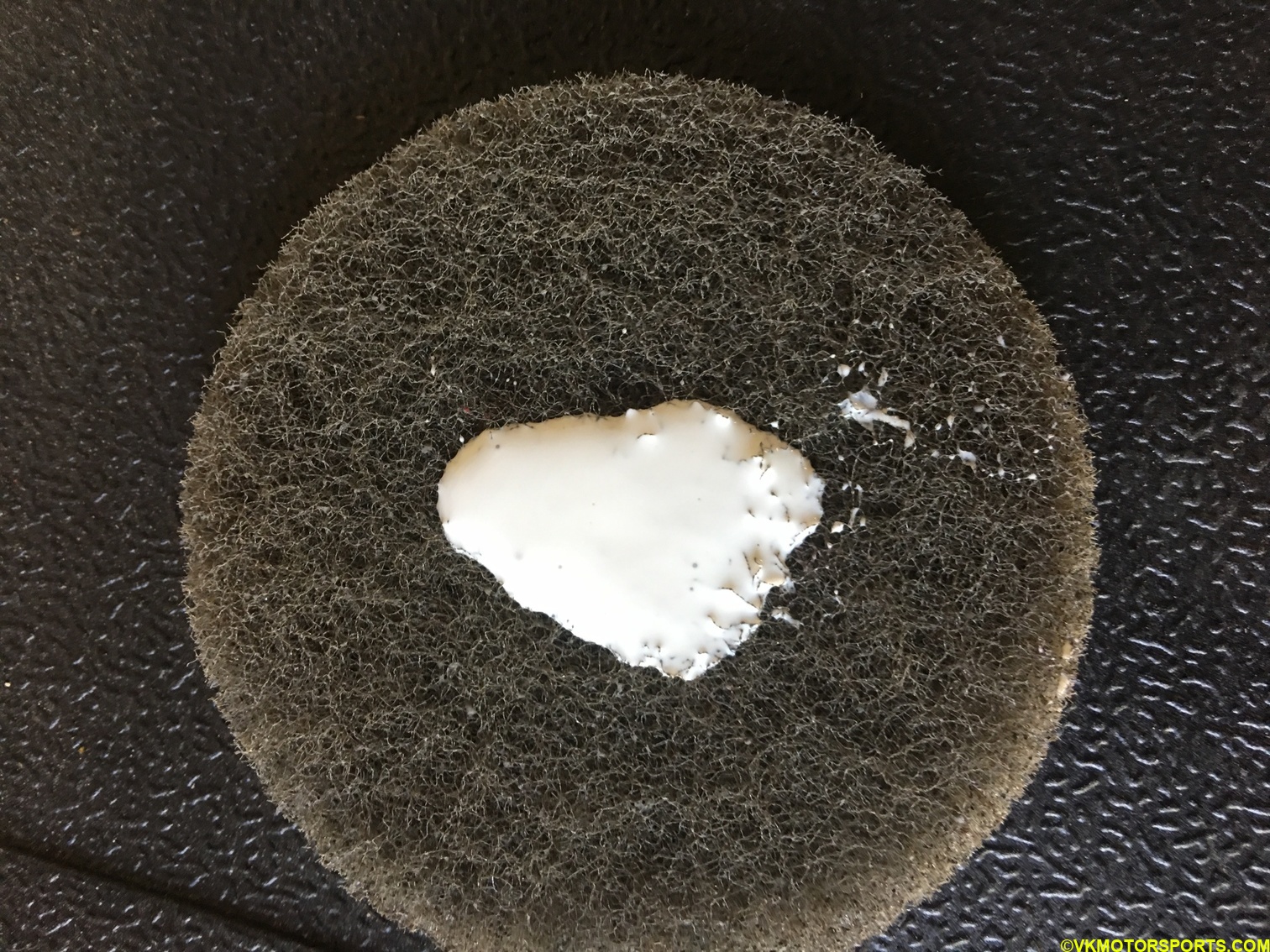 Scrub-pad with cleaning solution