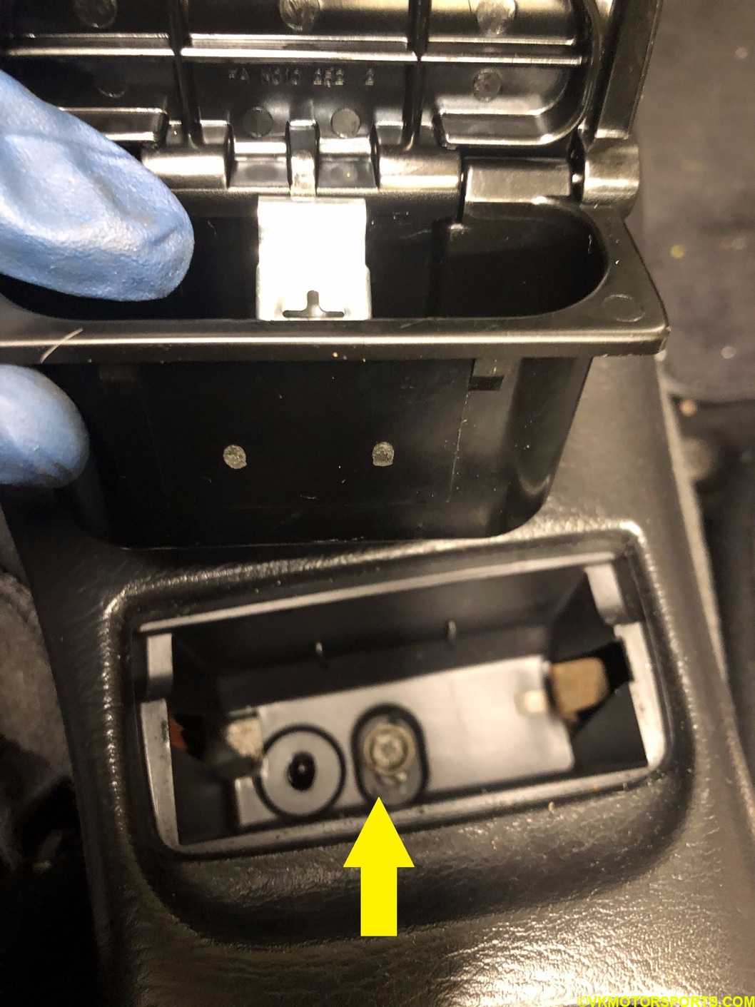 Figure 2d. One screw in the ashtray