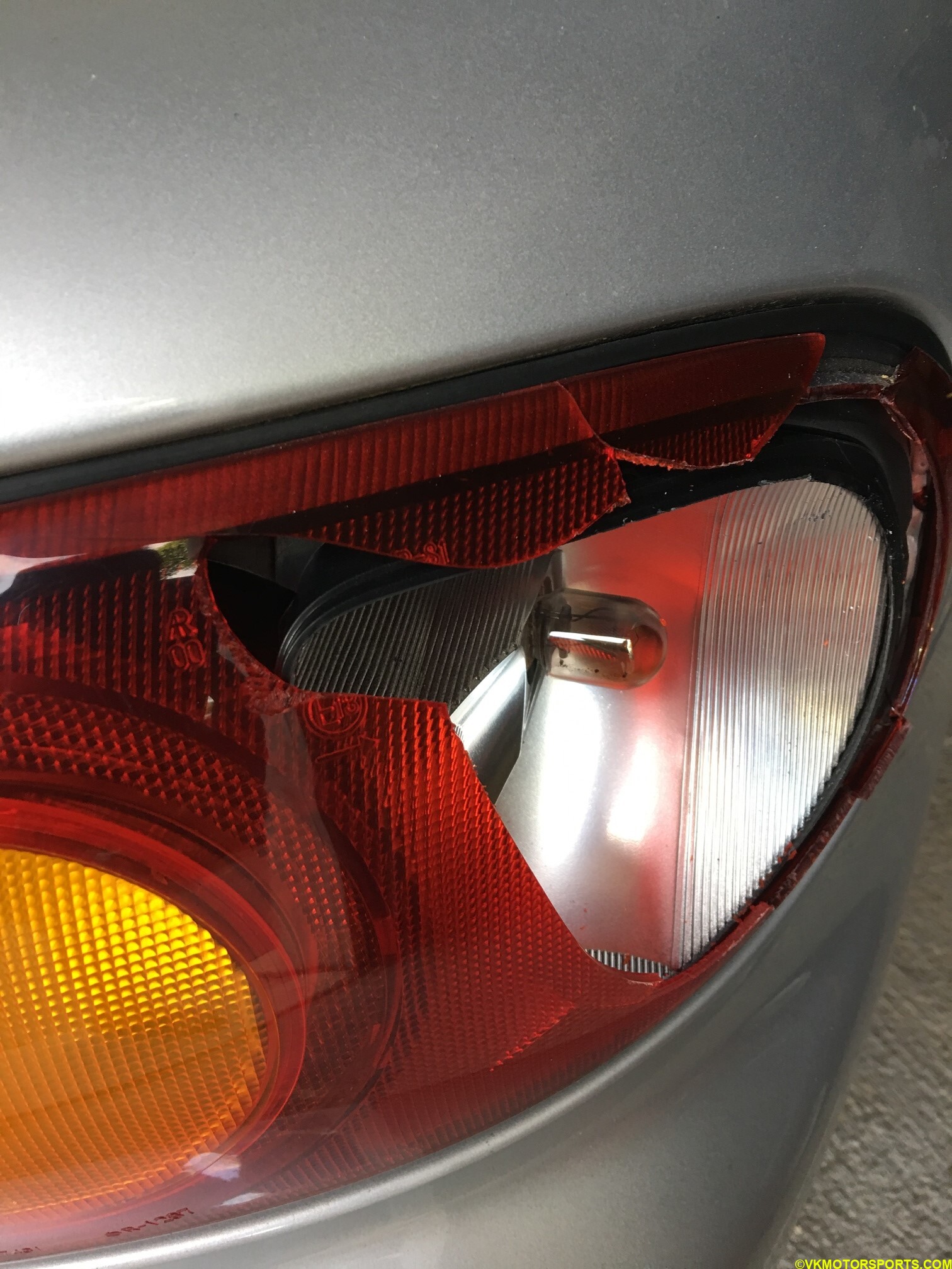 The broken tail light