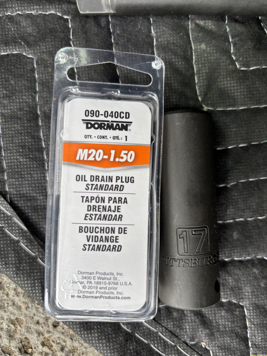 Figure 4. M-20 drain bolt and washer by Dorman